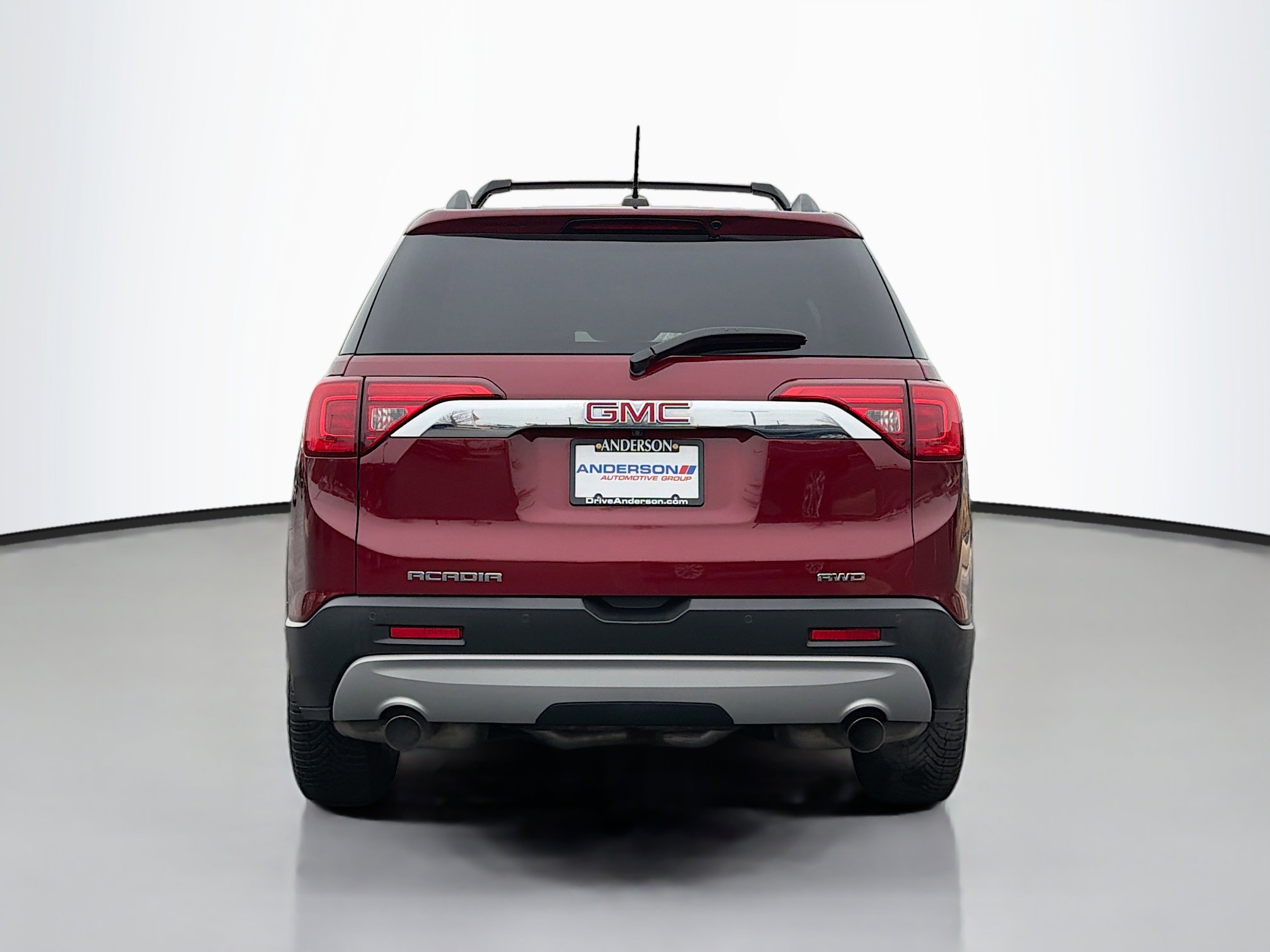 Used 2018 GMC Acadia SLT image 17