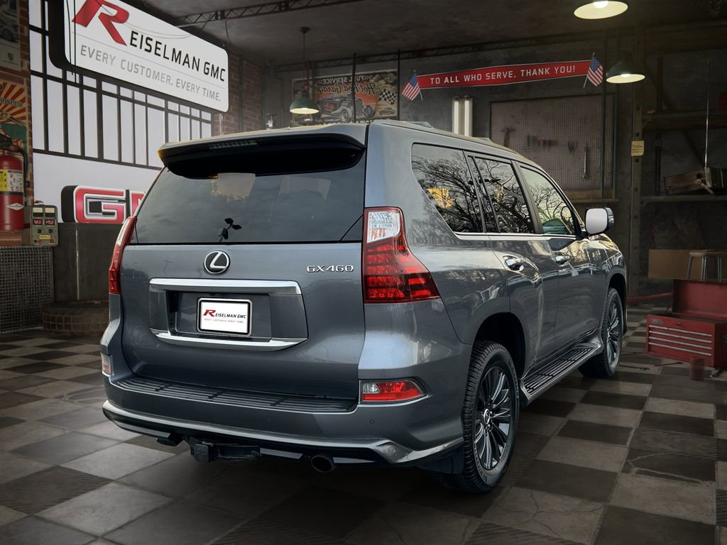Used 2020 Lexus GX 460 Premium image 3