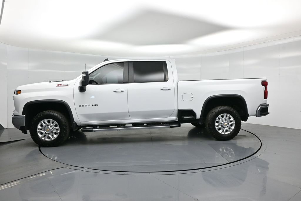 Used 2024 Chevrolet Silverado 2500 LT image 24