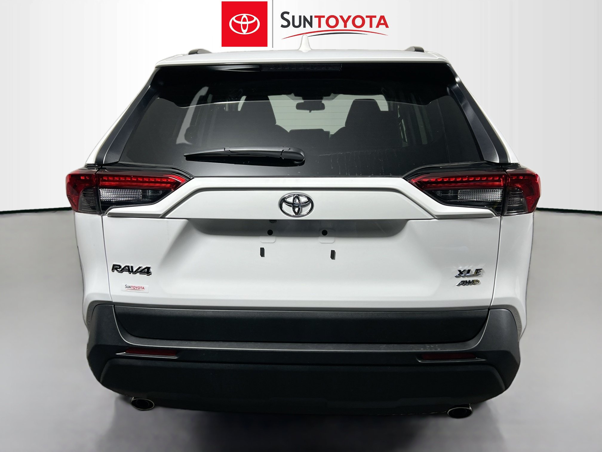 Used 2025 Toyota RAV4 XLE AWD/4WD image 5