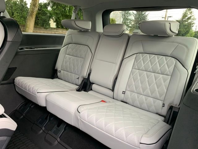 New 2026 Lincoln Navigator L Black Label image 18