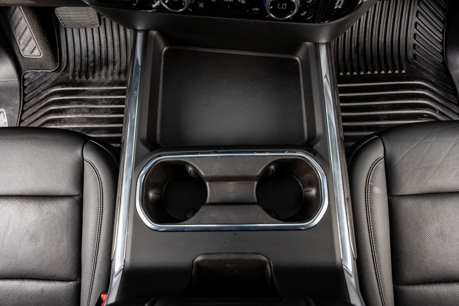 Used 2025 Chevrolet Silverado 3500 LTZ w/ LTZ Plus Package image 28