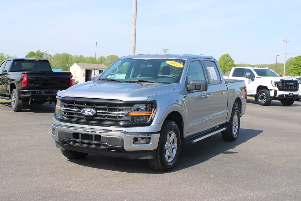 Used 2025 Ford F150 XLT w/ Equipment Group 301A Standard image 4