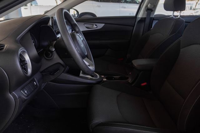 Used 2024 Kia Forte LXS image 8