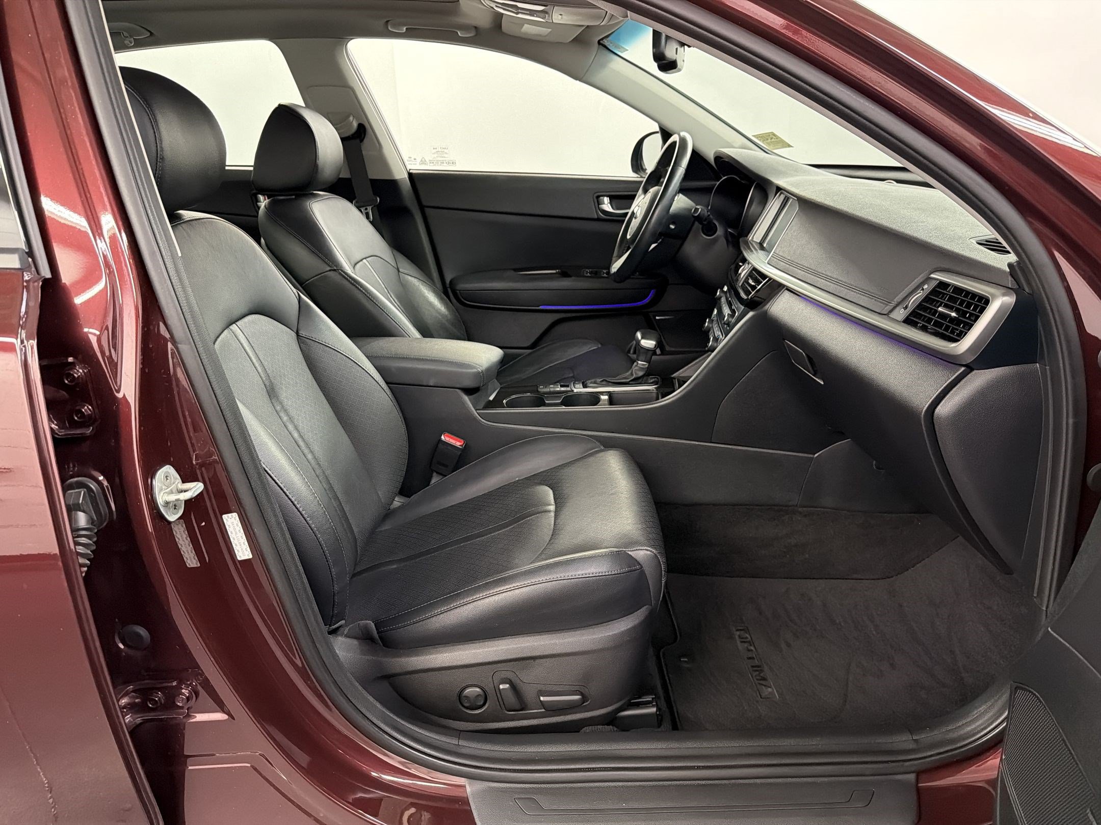 Used 2020 Kia Optima Premium FWD image 30