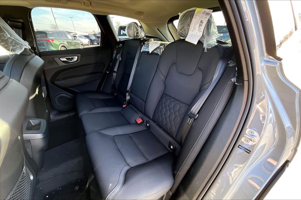 New 2026 Volvo XC60 B5 Plus w/ Climate Package AWD/4WD image 19