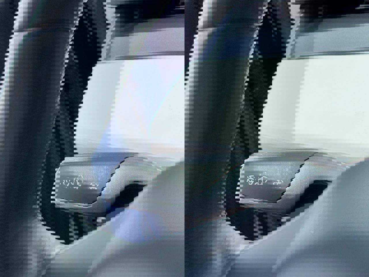 Used 2018 Tesla Model 3 image 21