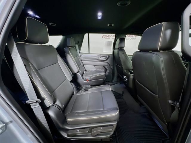 Used 2022 GMC Yukon SLT w/ SLT Luxury Package AWD/4WD image 44