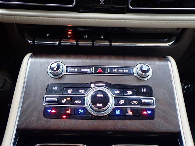 Used 2020 Lincoln Aviator Reserve w/ Elements Package Plus image 19