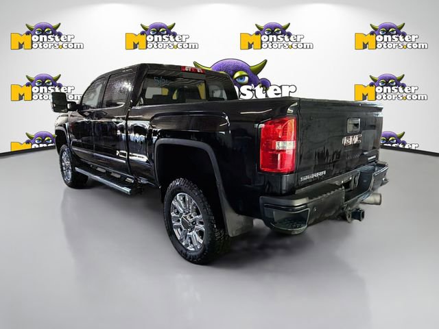 Used 2018 GMC Sierra 2500 Denali w/ Suspension Package, Off-Road AWD/4WD image 6