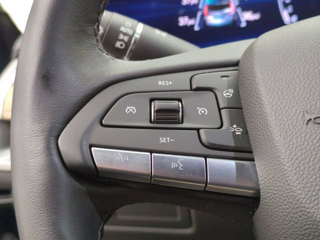 Certified 2024 Cadillac XT4 Premium Luxury w/ Technology Package AWD/4WD image 11