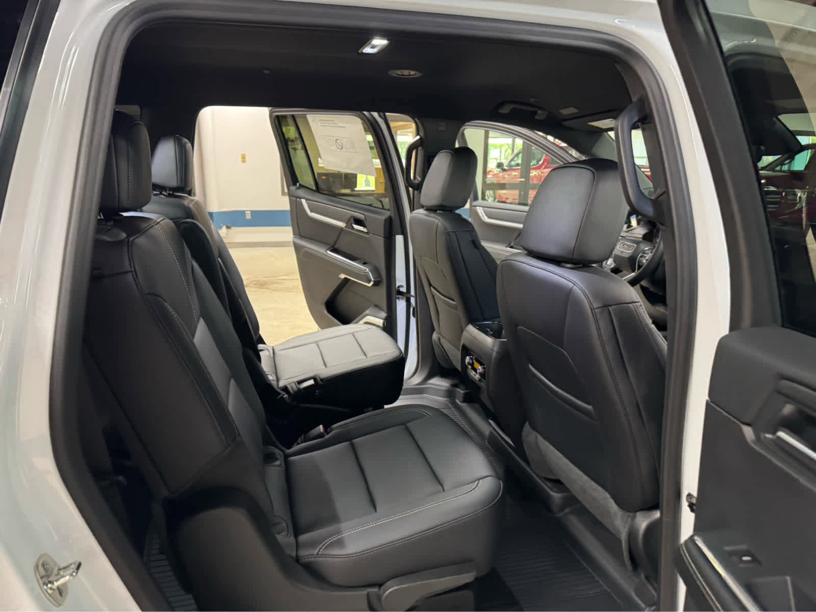 New 2026 GMC Acadia Elevation image 12