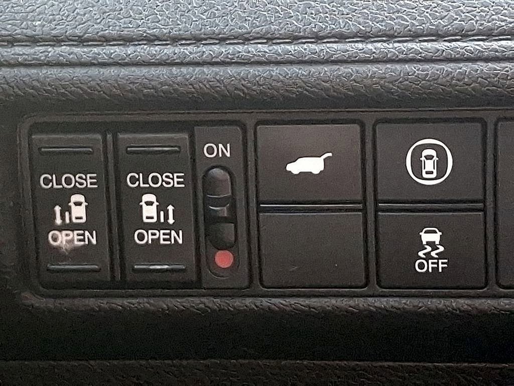 Used 2024 Honda Odyssey Sport image 30