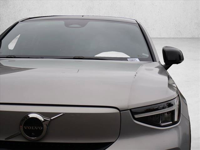 Used 2023 Volvo C40 P8 Recharge Plus AWD/4WD image 2