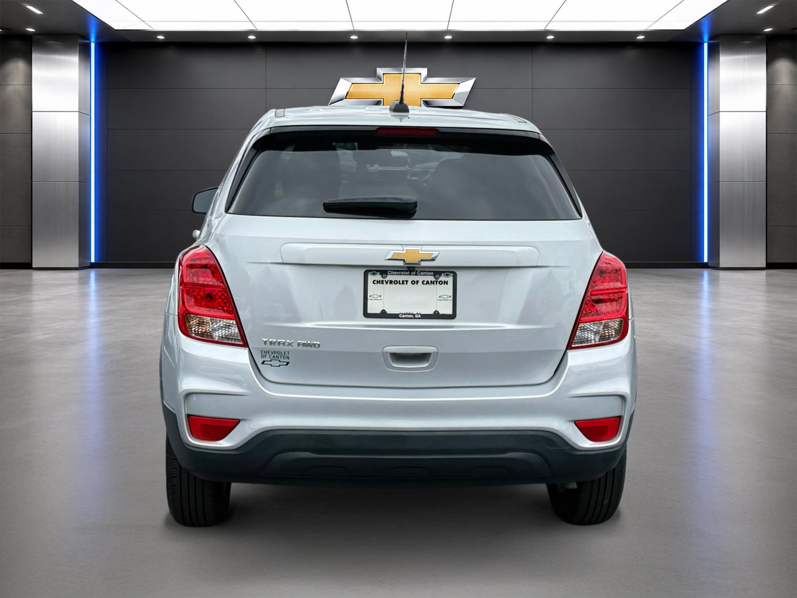 Used 2022 Chevrolet Trax LS w/ Tint and Cruise Package AWD/4WD image 6