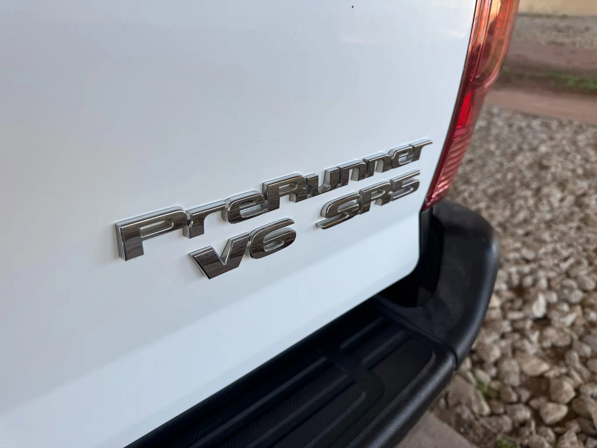 Used 2015 Toyota Tacoma PreRunner w/ SR5 Package image 15