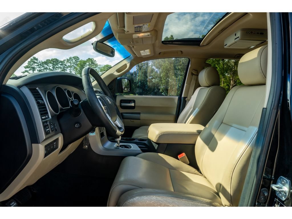 Used 2016 Toyota Sequoia Limited RWD image 11