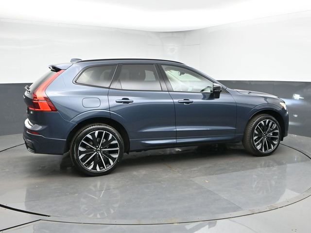 New 2026 Volvo XC60 B5 Ultra w/ Protection Package Premier AWD/4WD image 9