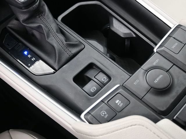 Certified 2024 Toyota Grand Highlander XLE image 18