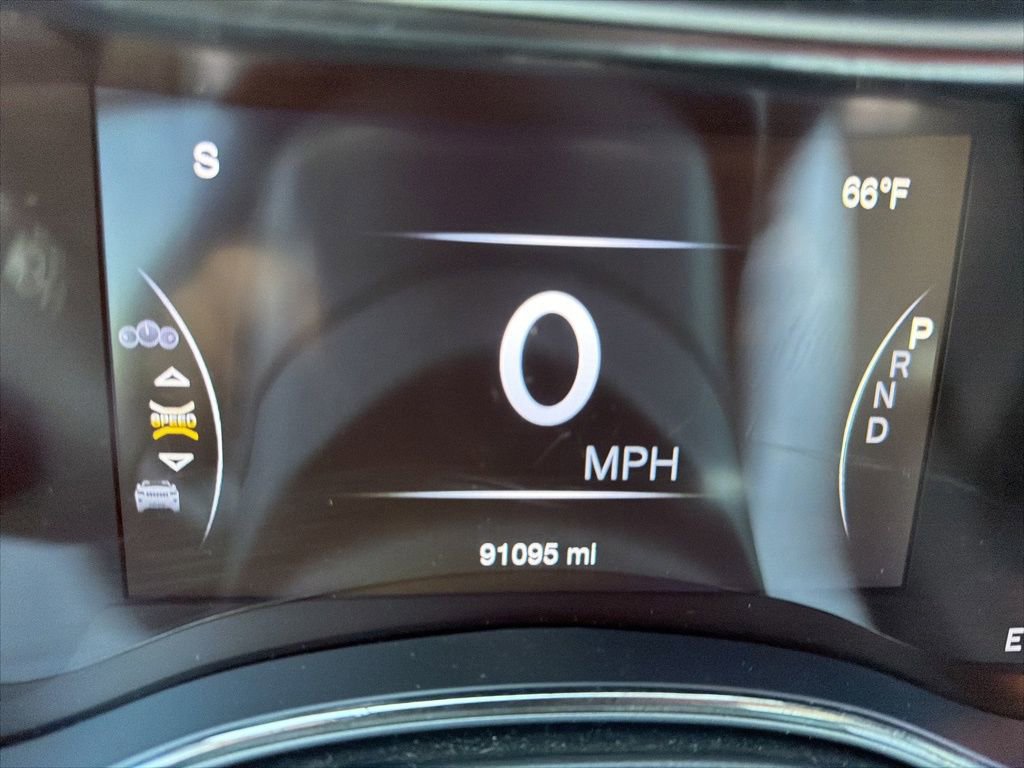 Used 2020 Jeep Grand Cherokee Limited X image 18