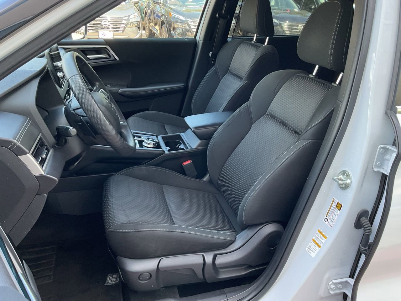 Used 2022 Mitsubishi Outlander ES image 14