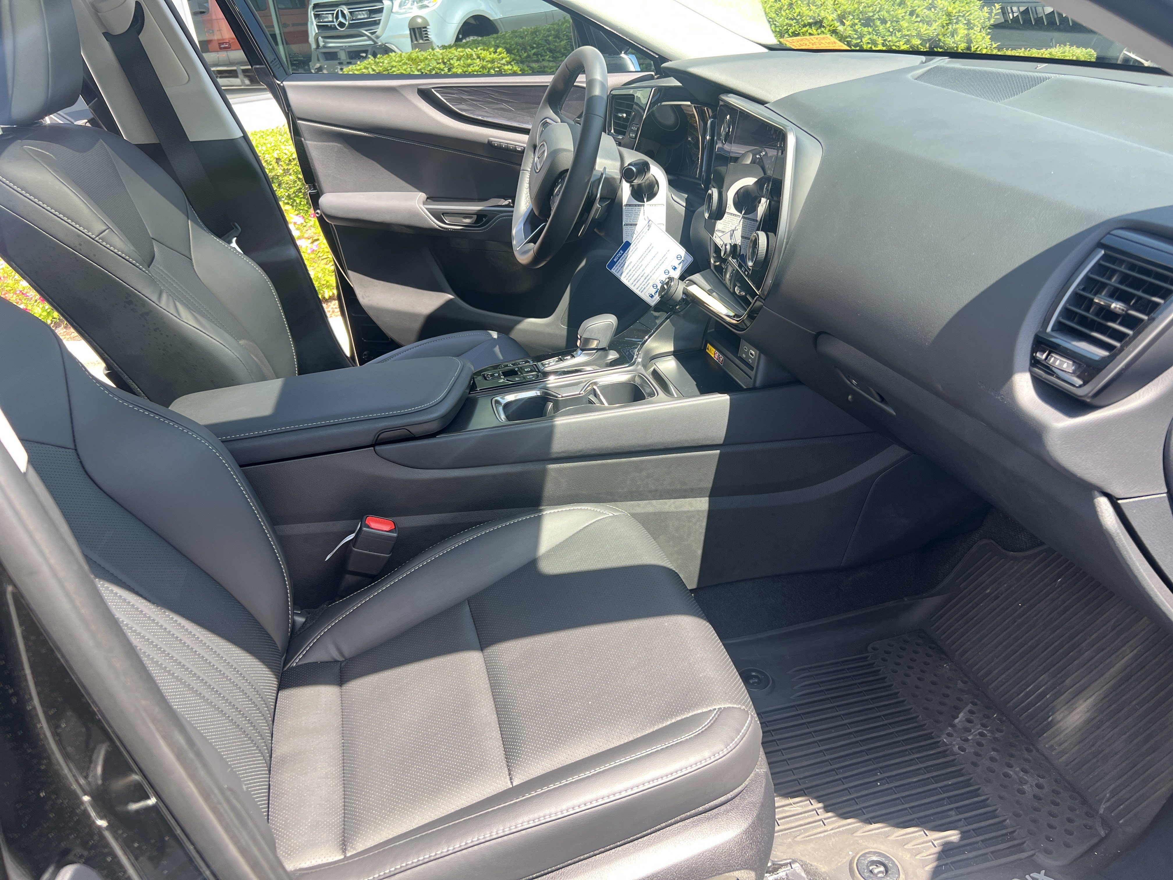 Certified 2025 Lexus NX 350 AWD w/ Accessory Package (2T) image 35