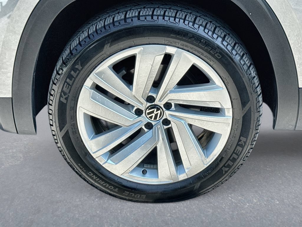 Used 2023 Volkswagen Atlas Cross Sport SE AWD/4WD image 18