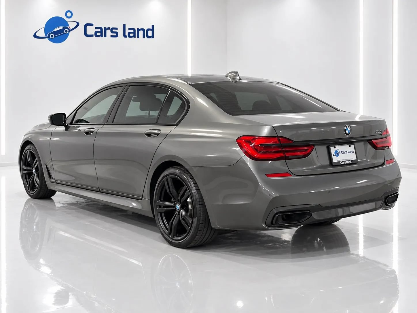 Used 2019 BMW 740i w/ Executive Package RWD image 5