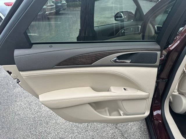 Used 2017 Lincoln MKZ Reserve FWD image 26