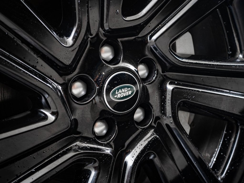 Used 2022 Land Rover Range Rover SE image 8