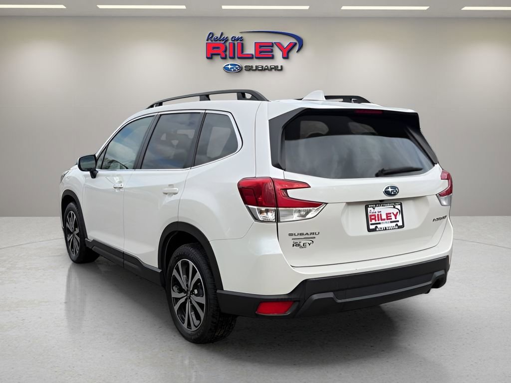 Certified 2023 Subaru Forester Limited AWD/4WD image 3