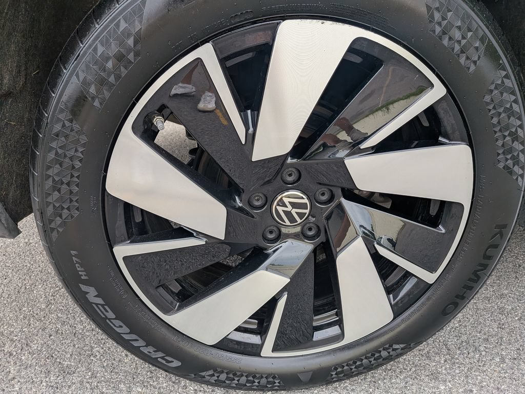 Used 2026 Volkswagen Atlas Cross Sport SE AWD/4WD image 42