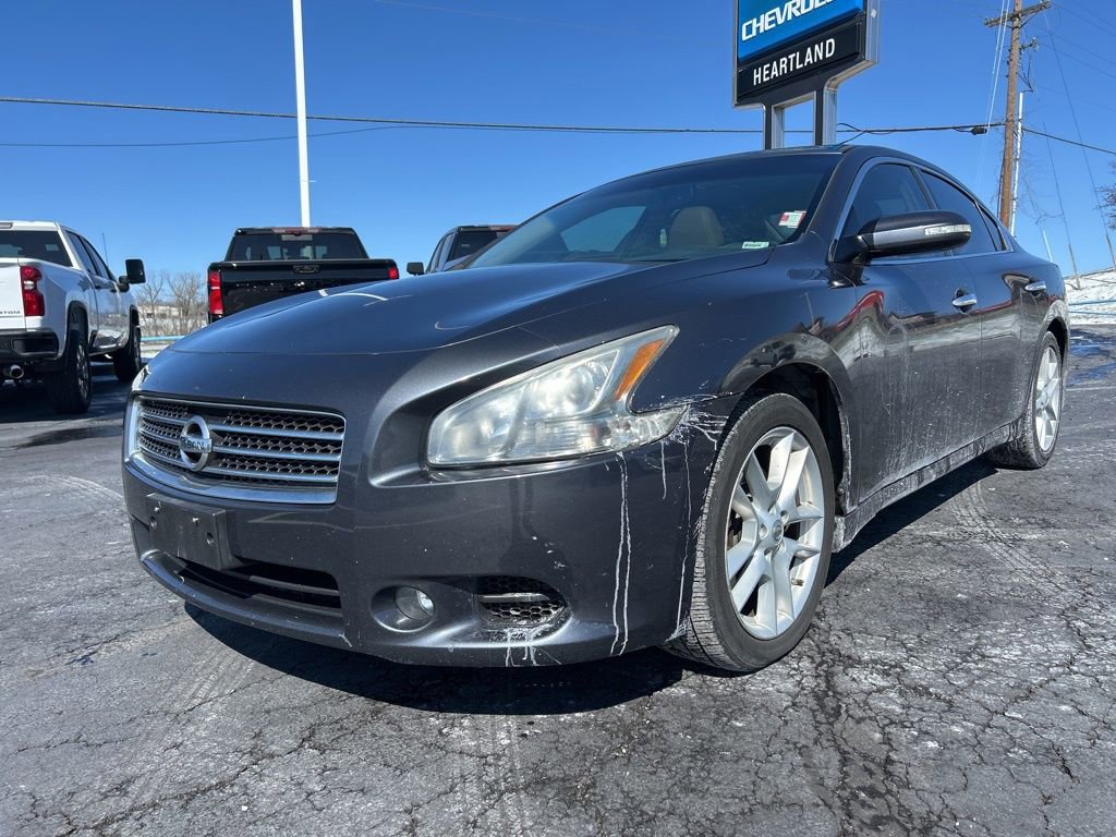 Used 2010 Nissan Maxima 3.5 SV w/ Monitor Pkg image 3