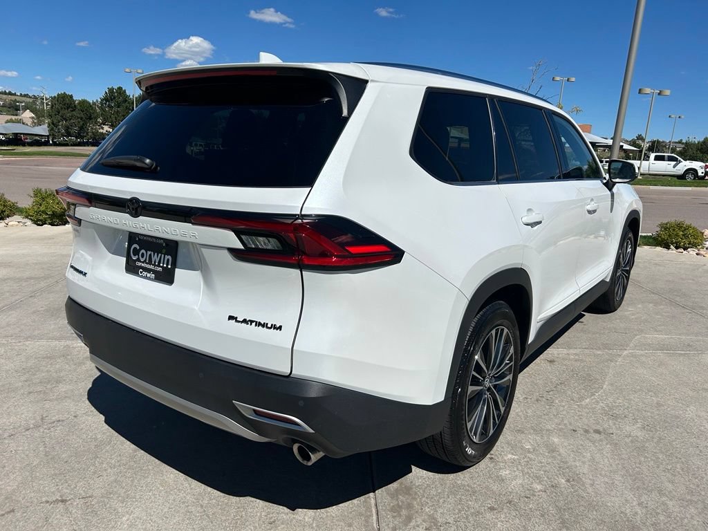 Used 2025 Toyota Grand Highlander AWD Hybrid image 9
