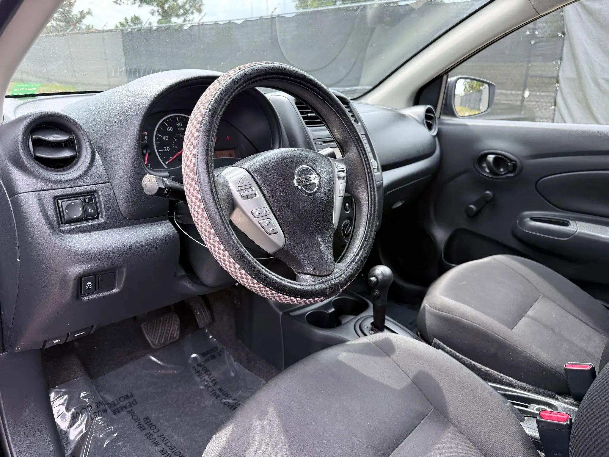 Used 2016 Nissan Versa S Plus FWD image 17