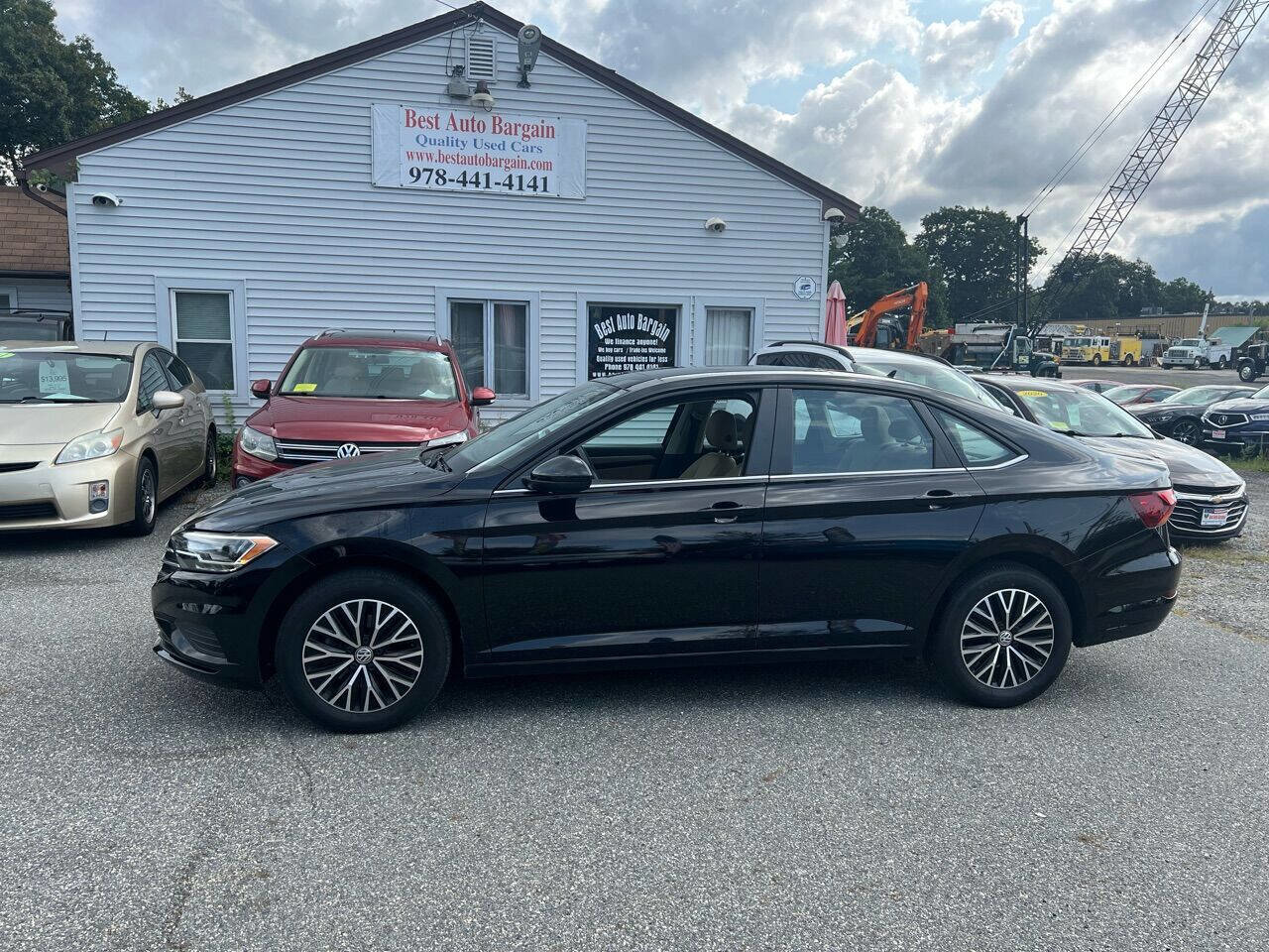 Used 2019 Volkswagen Jetta SE w/ Cold Weather Package image 2