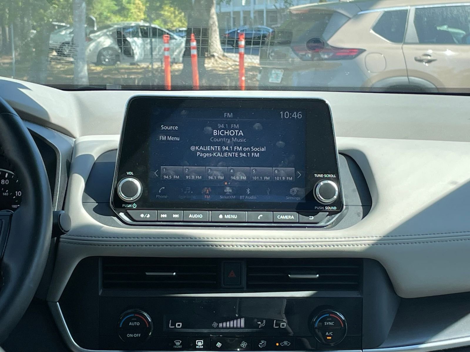 Used 2025 Nissan Rogue SV FWD image 20