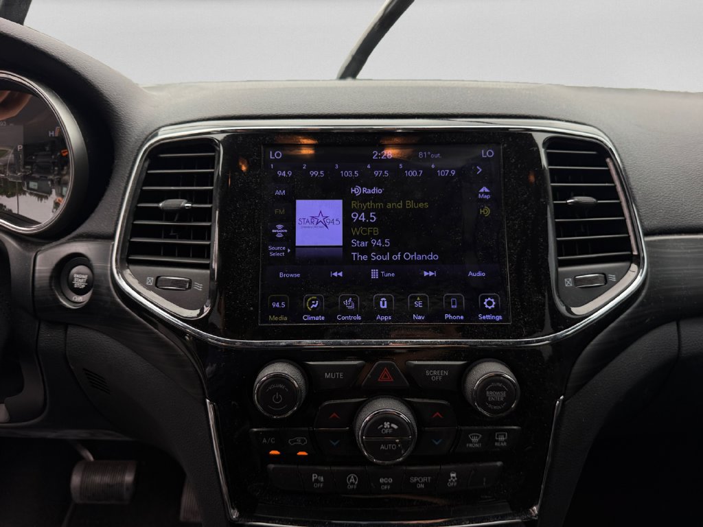 Used 2021 Jeep Grand Cherokee Laredo X RWD image 14