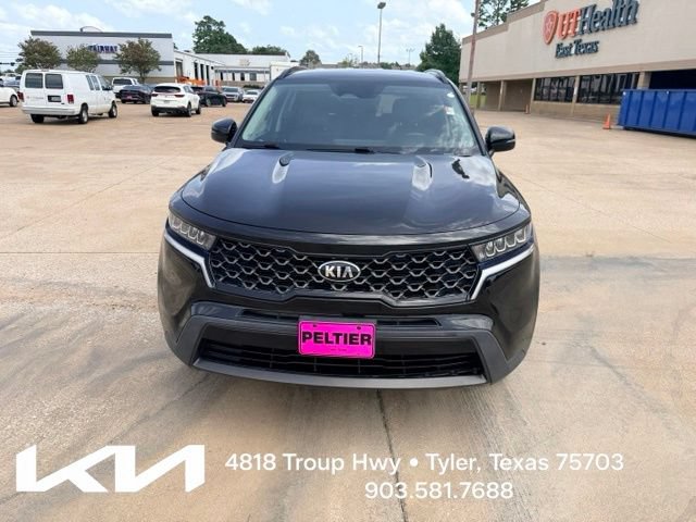 Certified 2021 Kia Sorento S AWD/4WD image 2