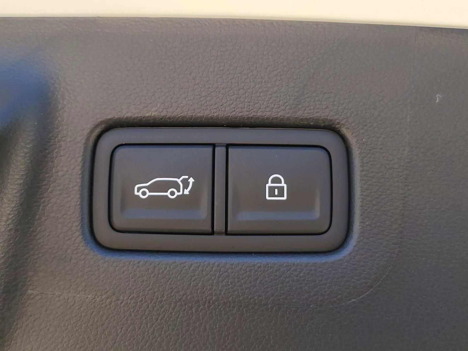 New 2026 Hyundai Santa Fe SEL image 9