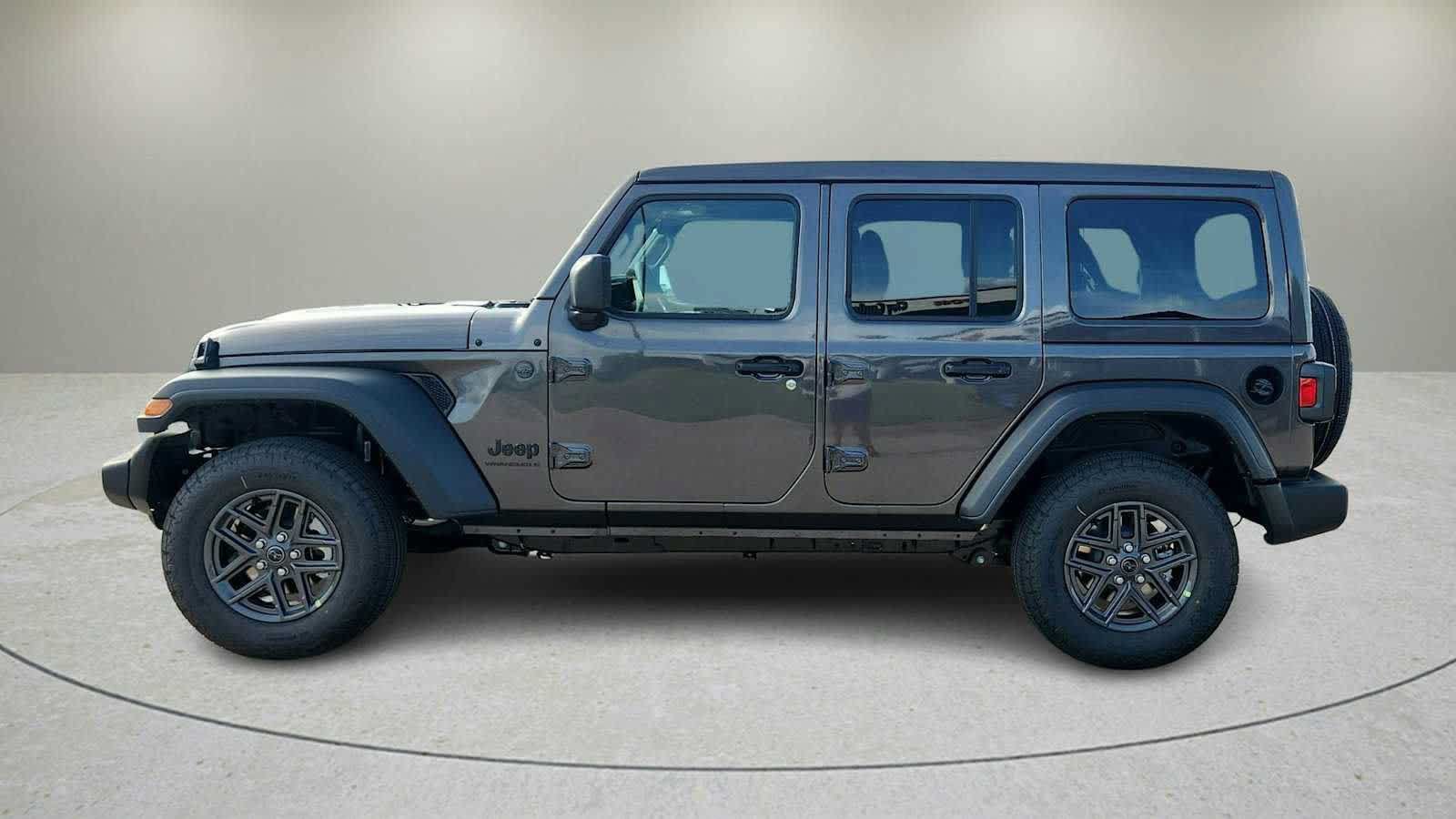 Used 2026 Jeep Wrangler Unlimited Sport AWD/4WD image 4