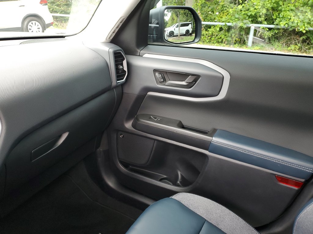 Used 2022 Ford Bronco Sport Outer Banks AWD/4WD image 35