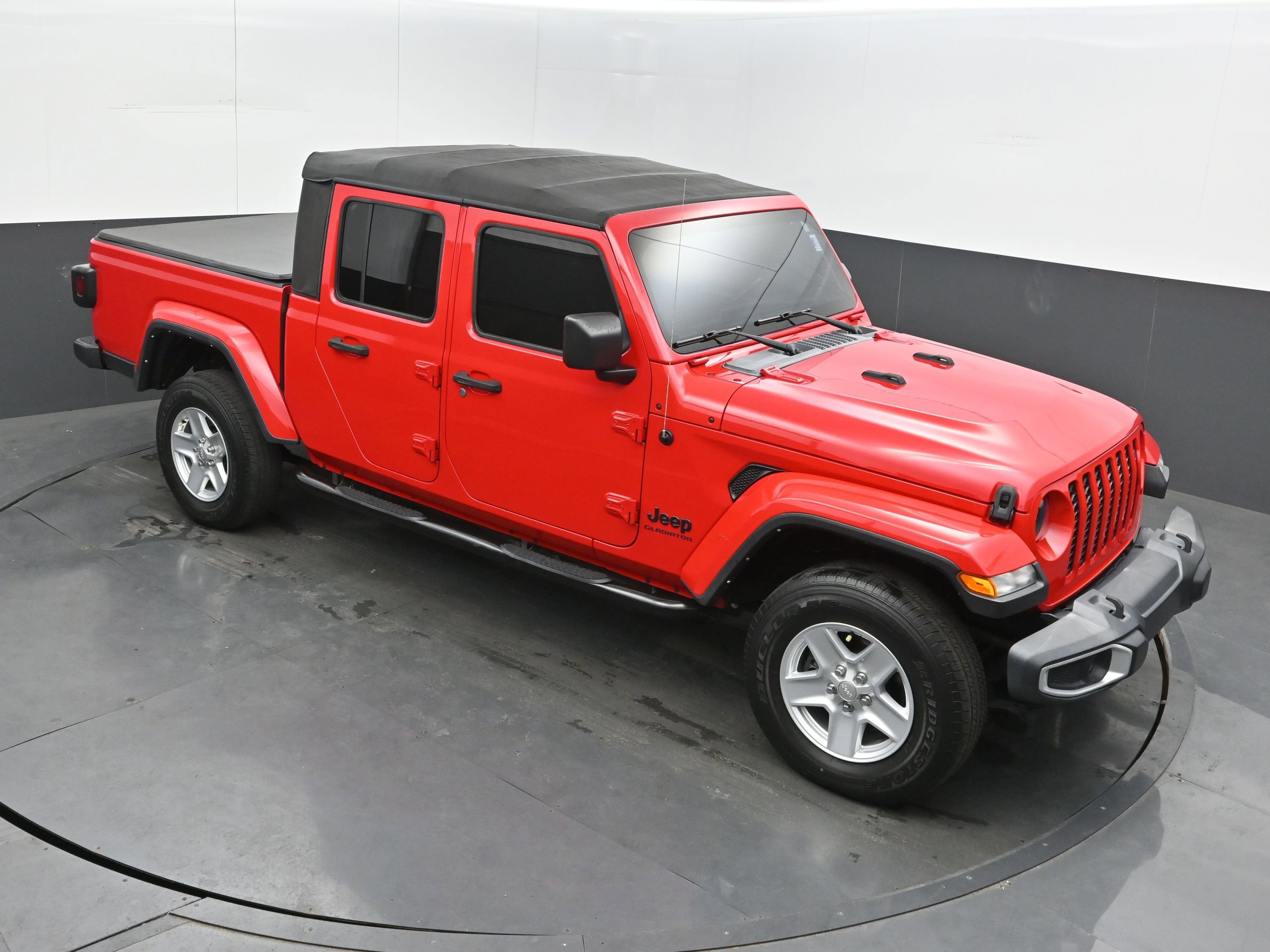 Used 2022 Jeep Gladiator Sport image 28