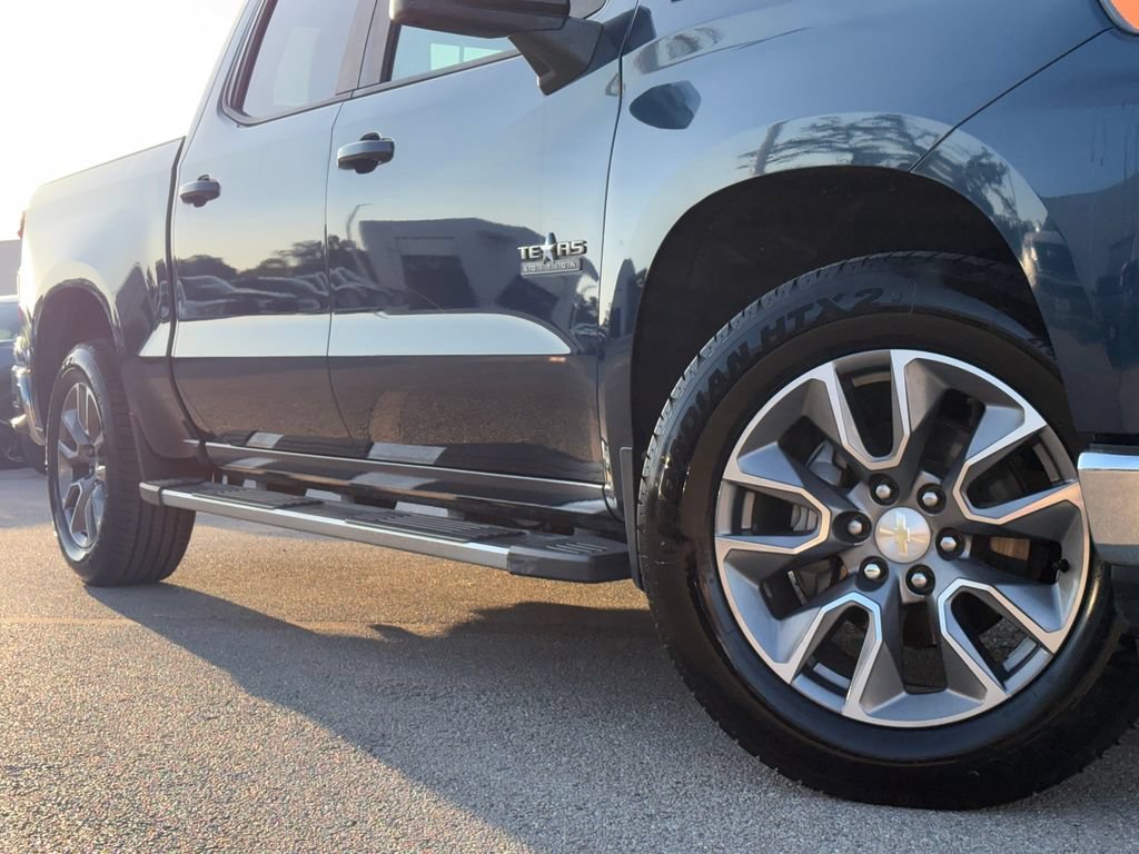 Used 2019 Chevrolet Silverado 1500 LT w/ Texas Edition RWD image 2