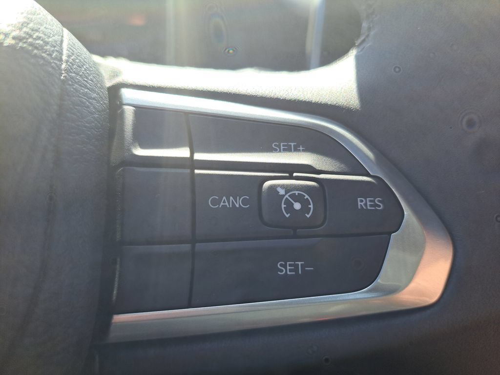 New 2026 Jeep Compass Latitude AWD/4WD image 17