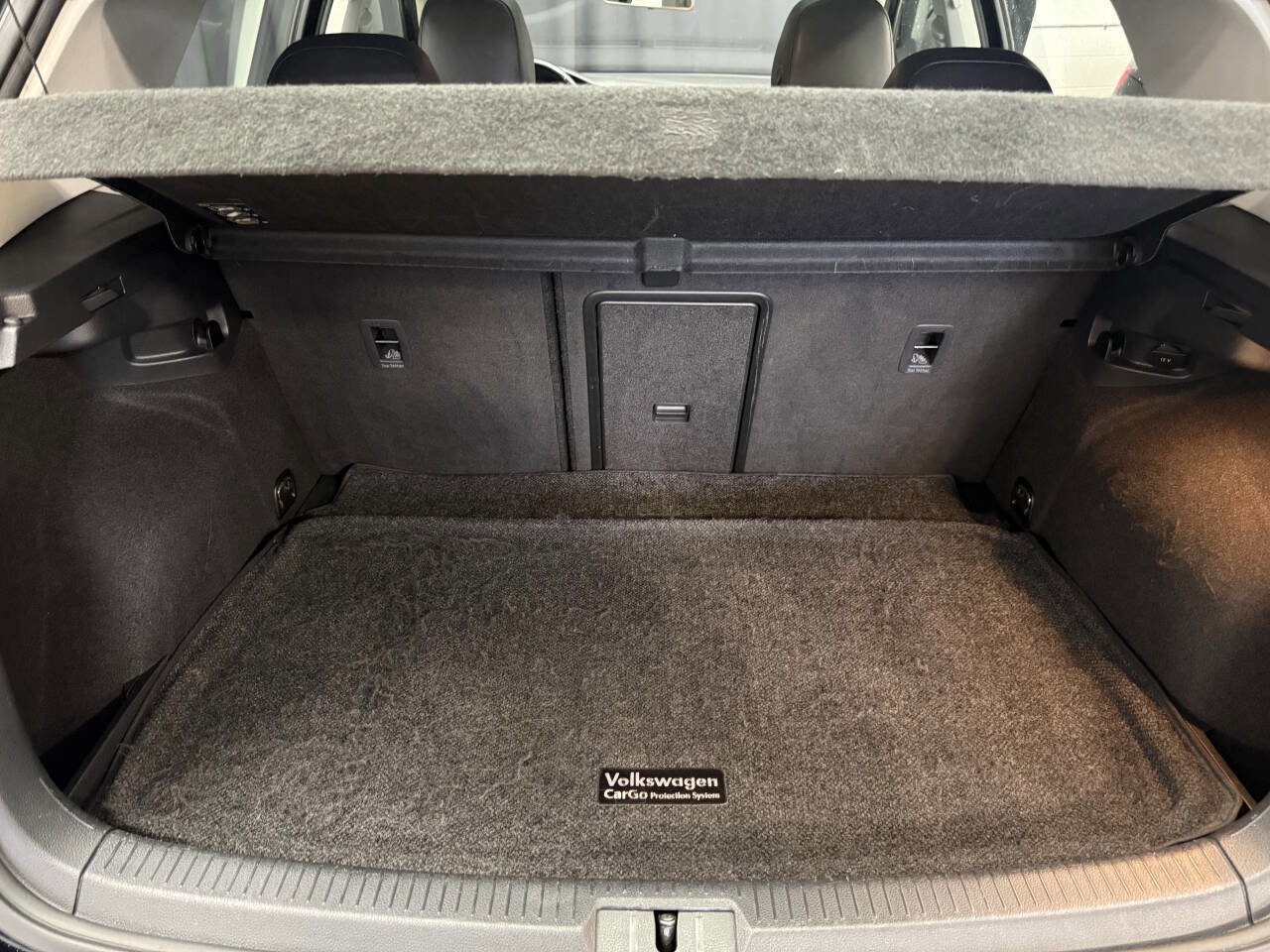 Used 2015 Volkswagen Golf SE image 23