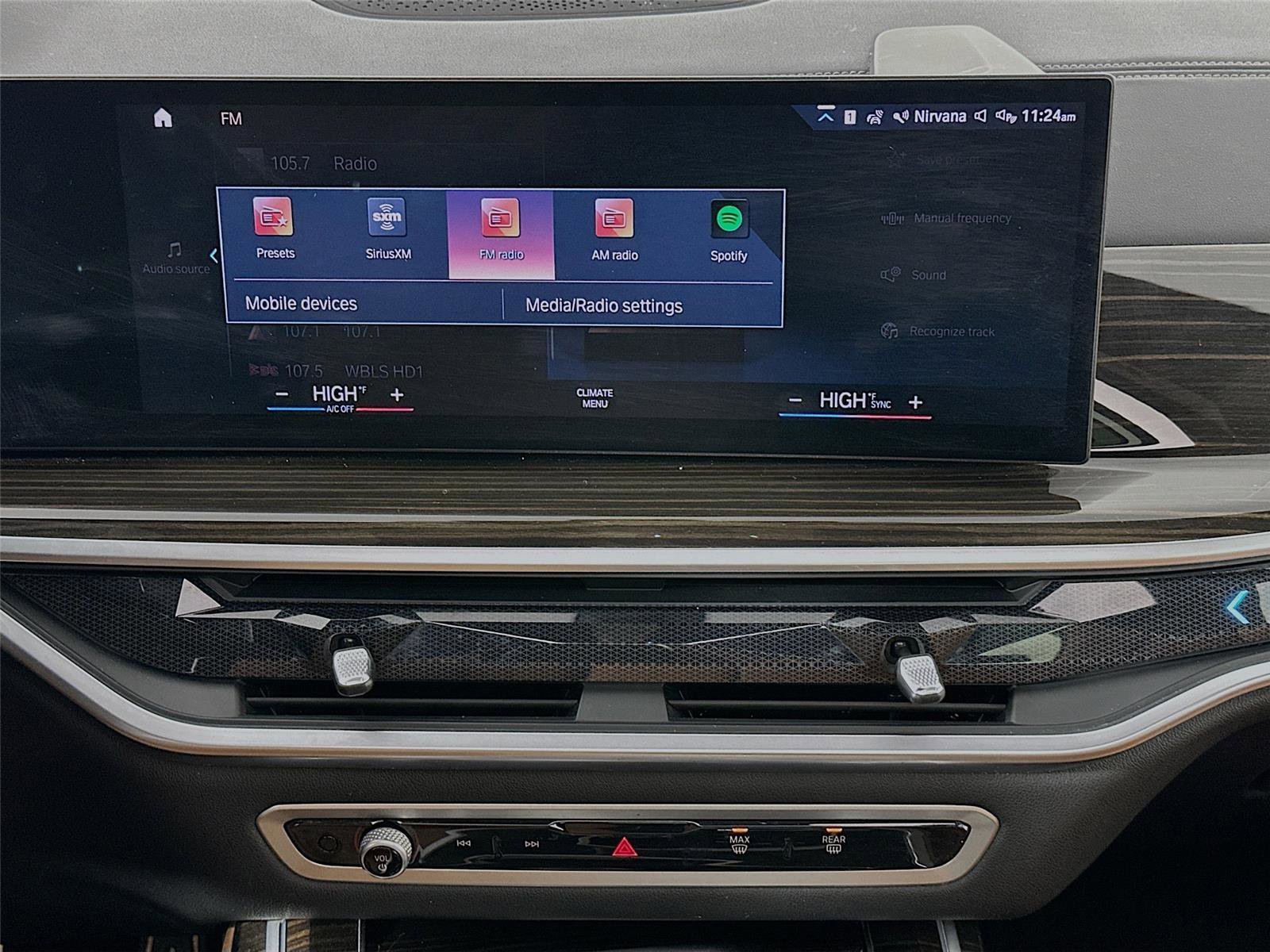 Used 2023 BMW X7 xDrive40i w/ M Sport Package image 15