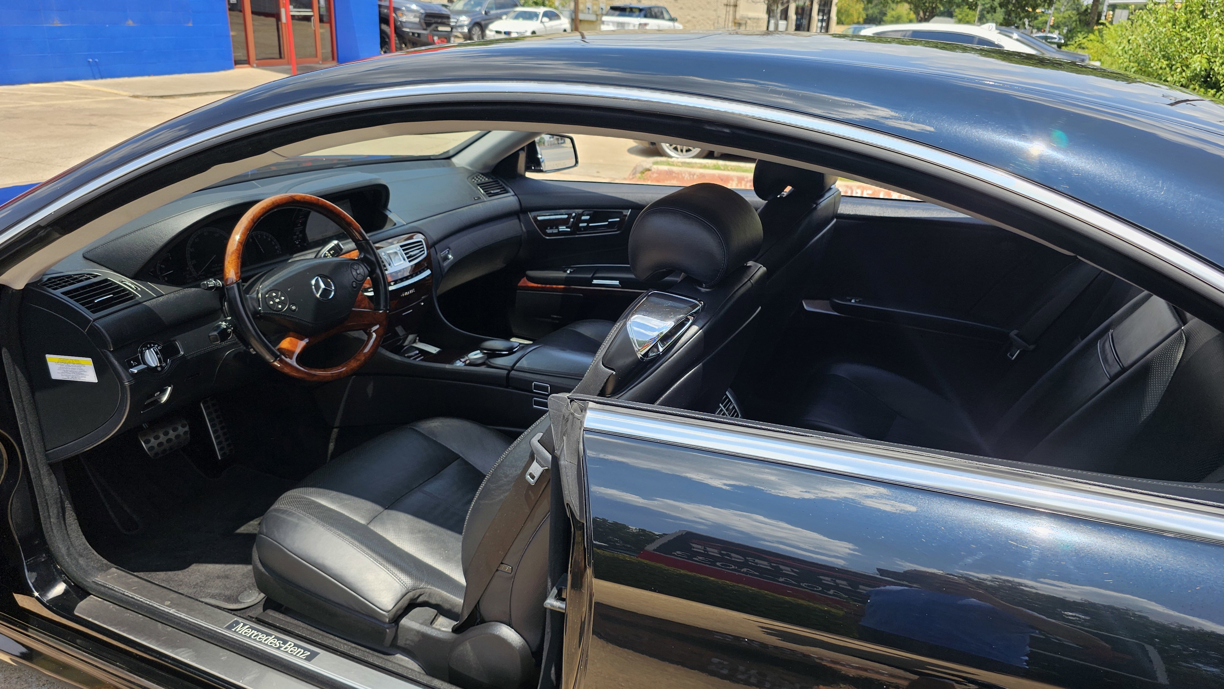 Used 2012 Mercedes-Benz CL 550 4MATIC w/ Sport Pkg image 21