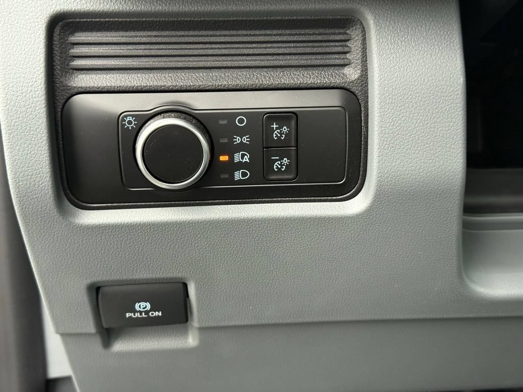 New 2025 Ford F350 XL AWD/4WD image 34