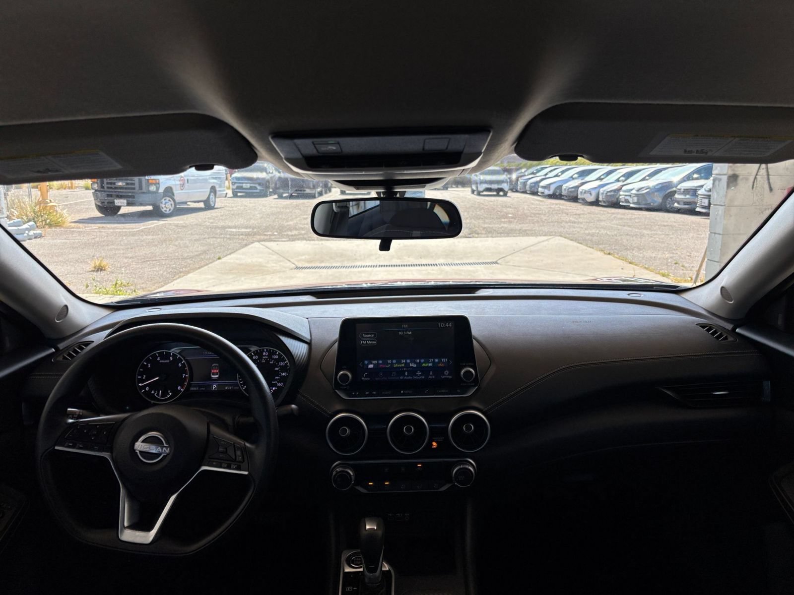 Used 2025 Nissan Sentra SV FWD image 30